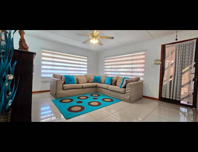 3 BEDROOM HOUSE FOR SALE IN RAISETHORPE